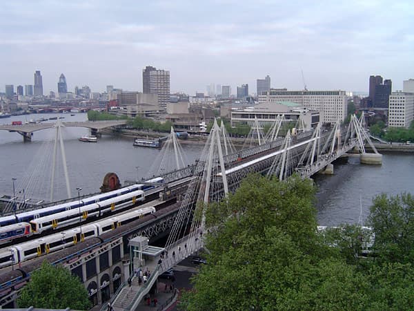 Hungerford Bridge and Golden Jubilee Bridges