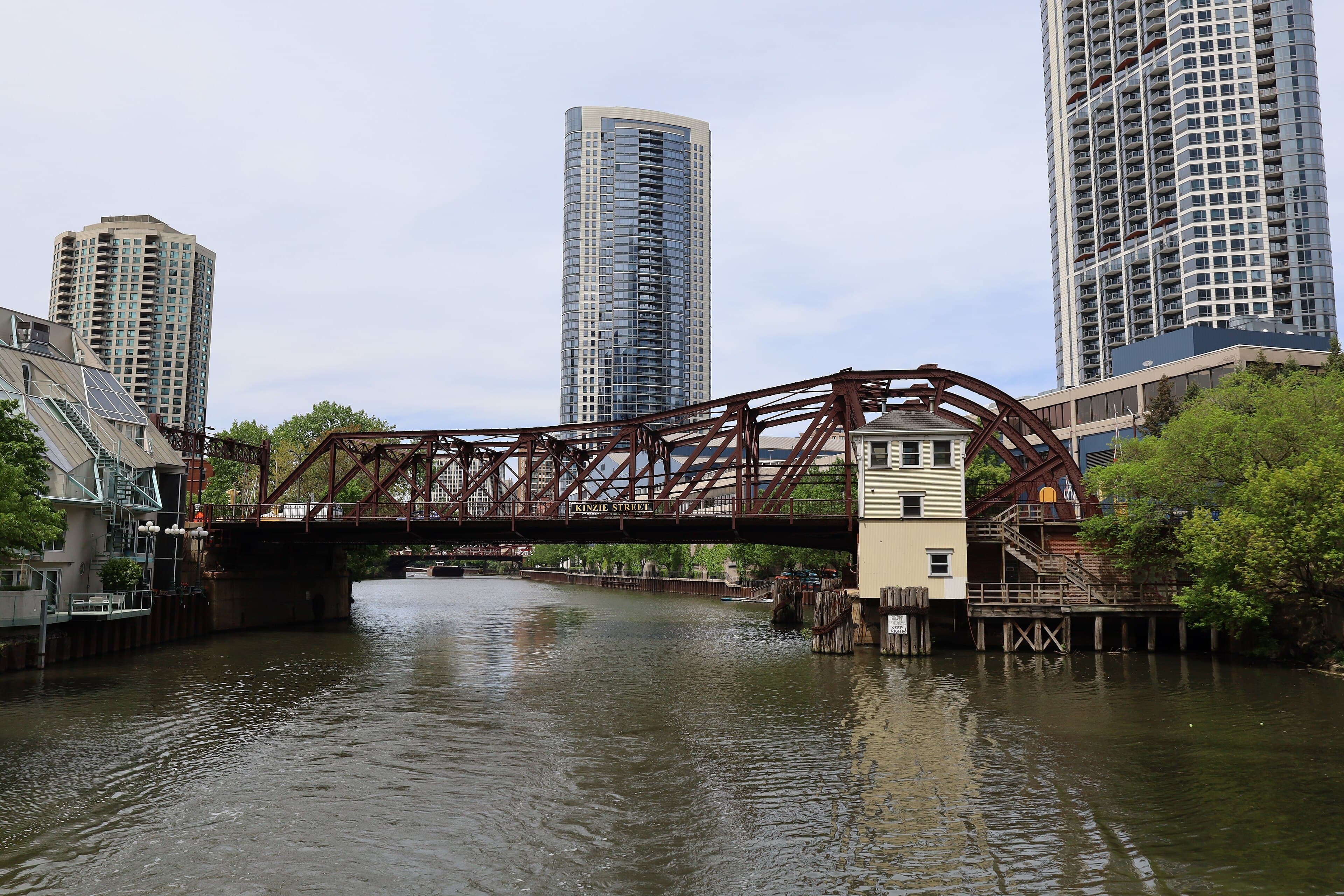 Kinzie Street Bridge